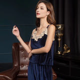 PYJAMA FEMME <br> EN VELOURS