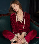 PYJAMA FEMME <br> EN VELOURS