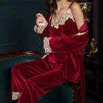 PYJAMA FEMME <br> EN VELOURS