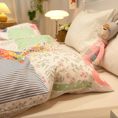 Promo Charmy : Parure Housse De Couette Et 2 Taies D'oreiller 2 Promo Charmy : Parure Housse De Couette Et 2 Taies D'oreiller 2